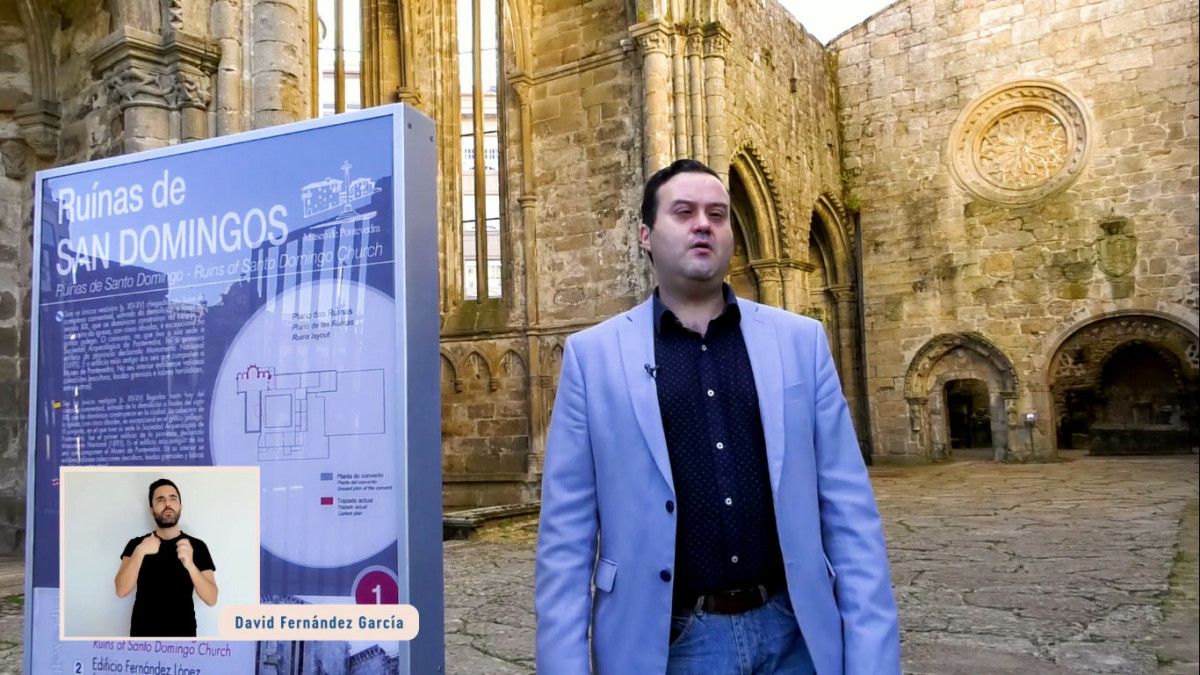 Lectura del Pregón de la Semana Santa en Pontevedra