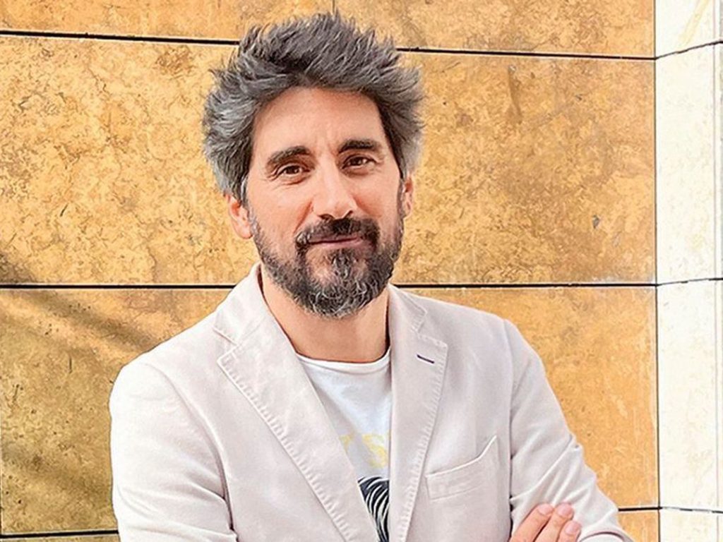 Manel Loureiro impartirá una conferencia sobre el arte de escribir historias en la UNED de Pontevedra