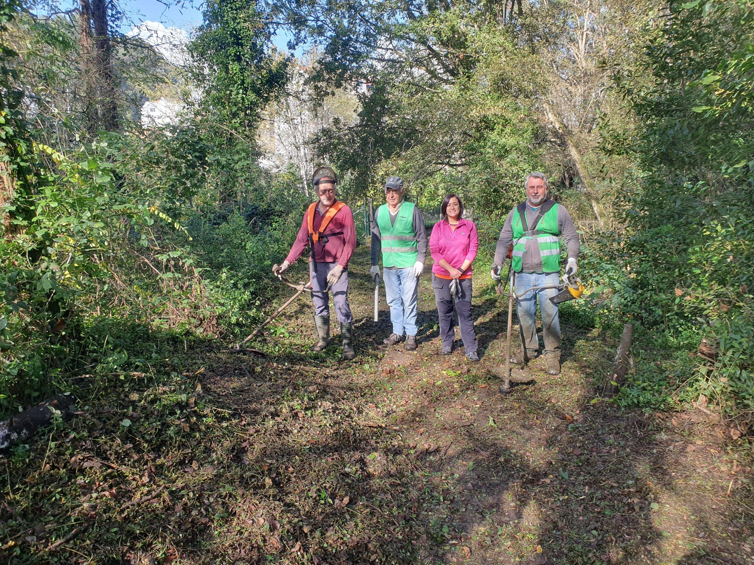 Jornada de Limpieza del Río Gafos organizada por Vaipolorío en Pontevedra