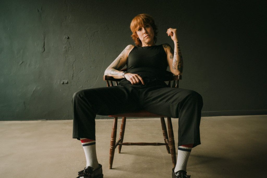 Presentación del libro-disco 'Nadando na incerteza' de Sés en el Museo Manuel Torres en Marín