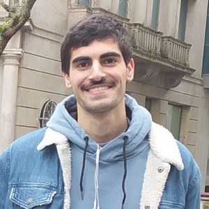 Presentación del libro 'Virxinia e Castelao' por Diego Bará en Pontevedra