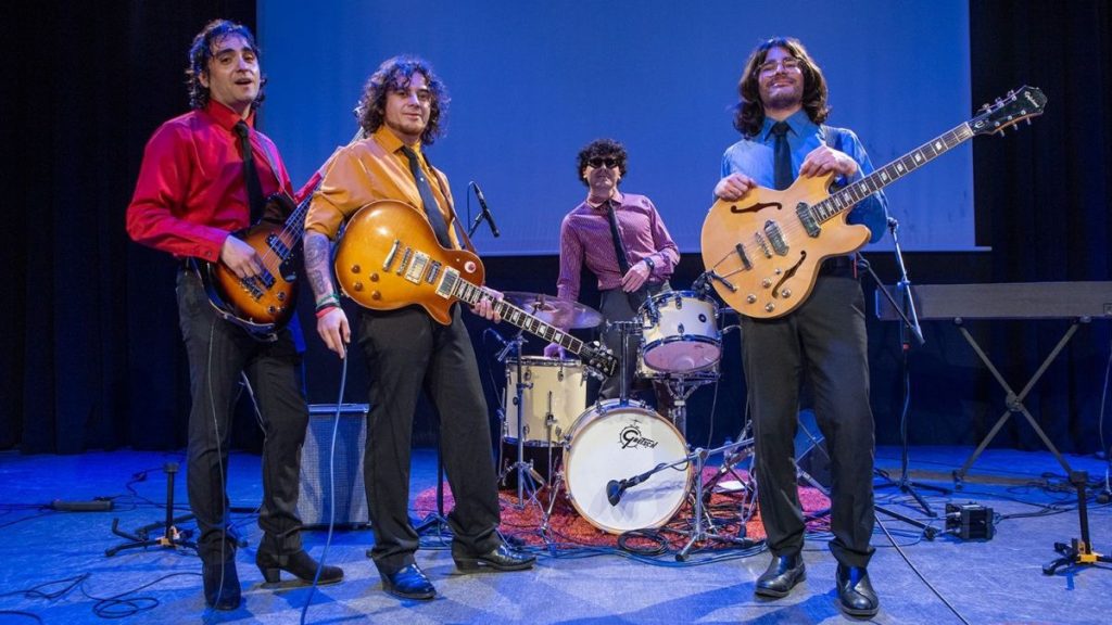 Concierto tributo a The Beatles por 'Four After 909' en Pub Bazaar, Pontevedra