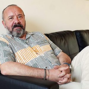 Encuentro literario con el escritor Xesús Constenla sobre su última novela en Pontevedra