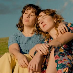 Proyección de 'Contando los días' y charla con Tania Medina y Alba Loureiro en Pontevedra