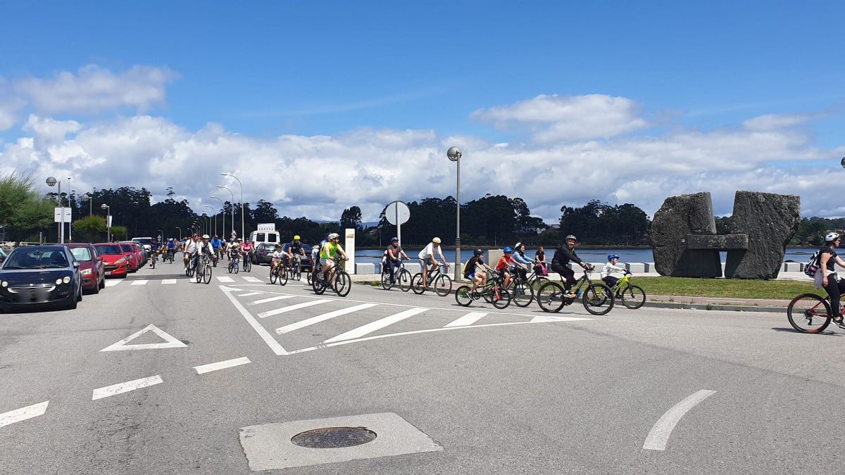 Fiesta de la bicicleta en Cambados