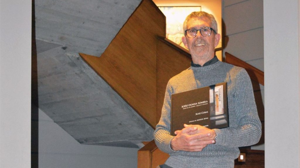 Presentación del libro "Soño dunha sombra" de Xosé Cobas en Pontevedra