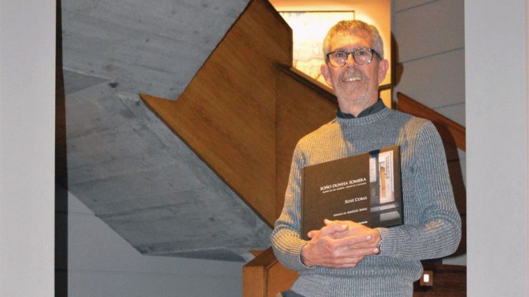 Presentación del libro "Soño dunha sombra" de Xosé Cobas en Pontevedra