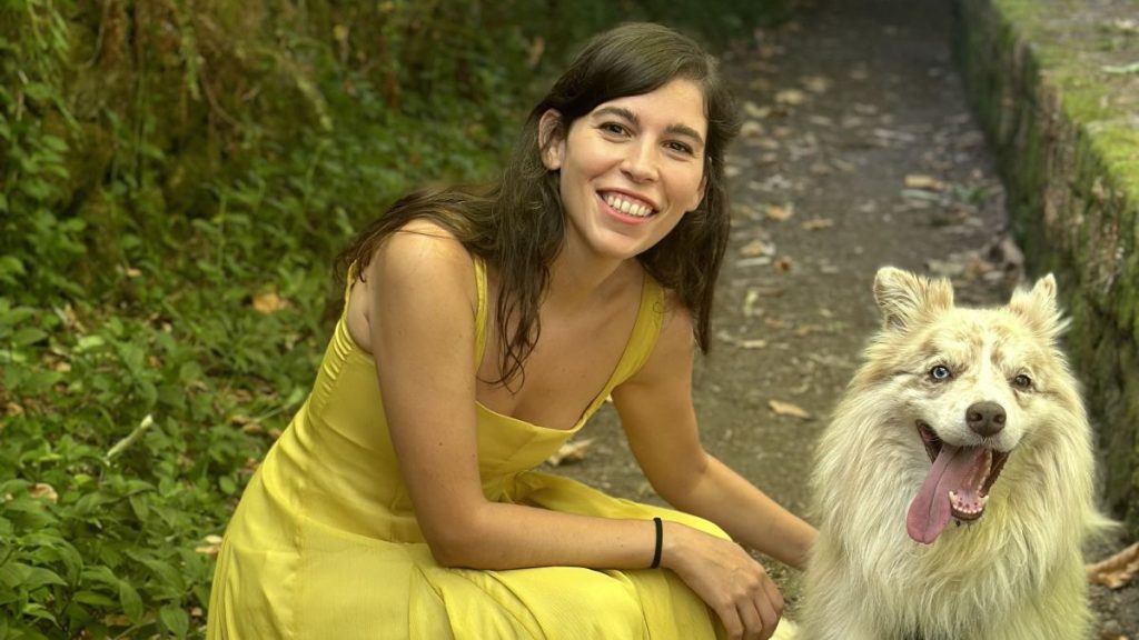 Presentación de la novela "El linaje del cormorán" por Lucía Román Eyo en Pontevedra