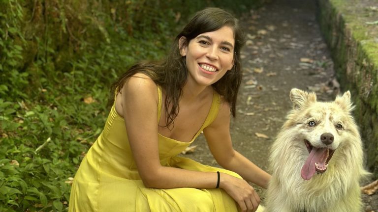 Presentación de la novela "El linaje del cormorán" por Lucía Román Eyo en Pontevedra