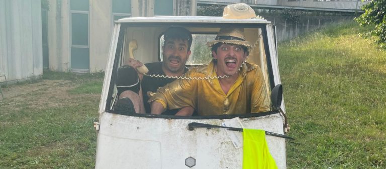 Obra teatral "Ñiquiñaque" en Cangas