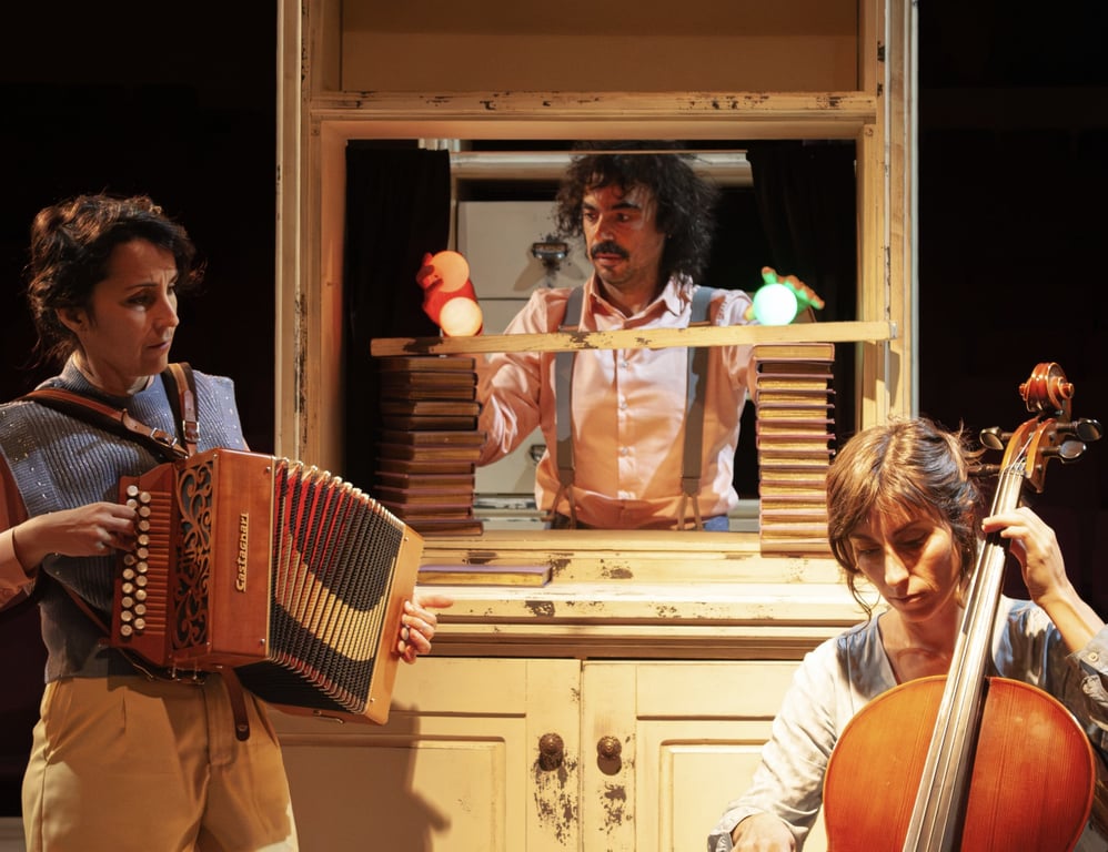 AsSircópatas presenta OH! en el Auditorio de Cangas