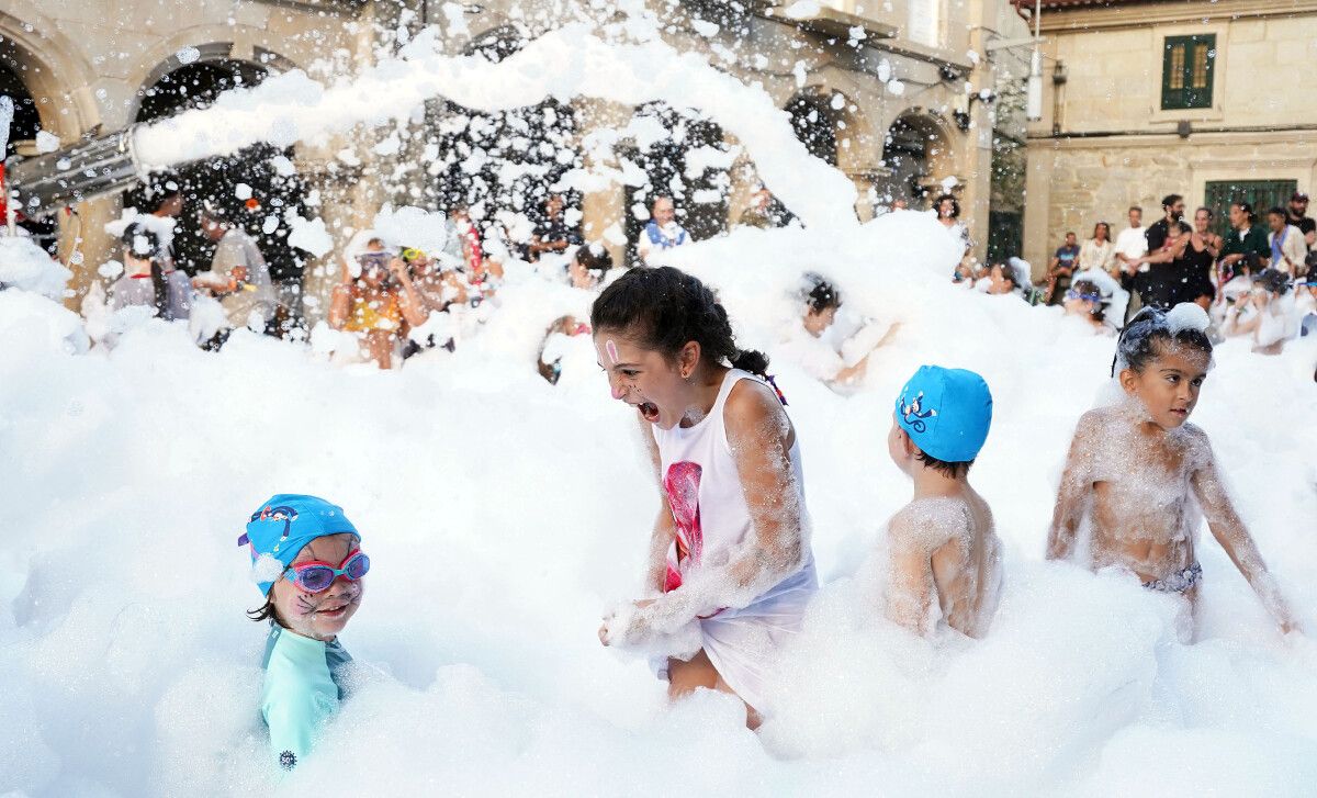 Gran Festa Volta ao Cole en el centro histórico de Pontevedra