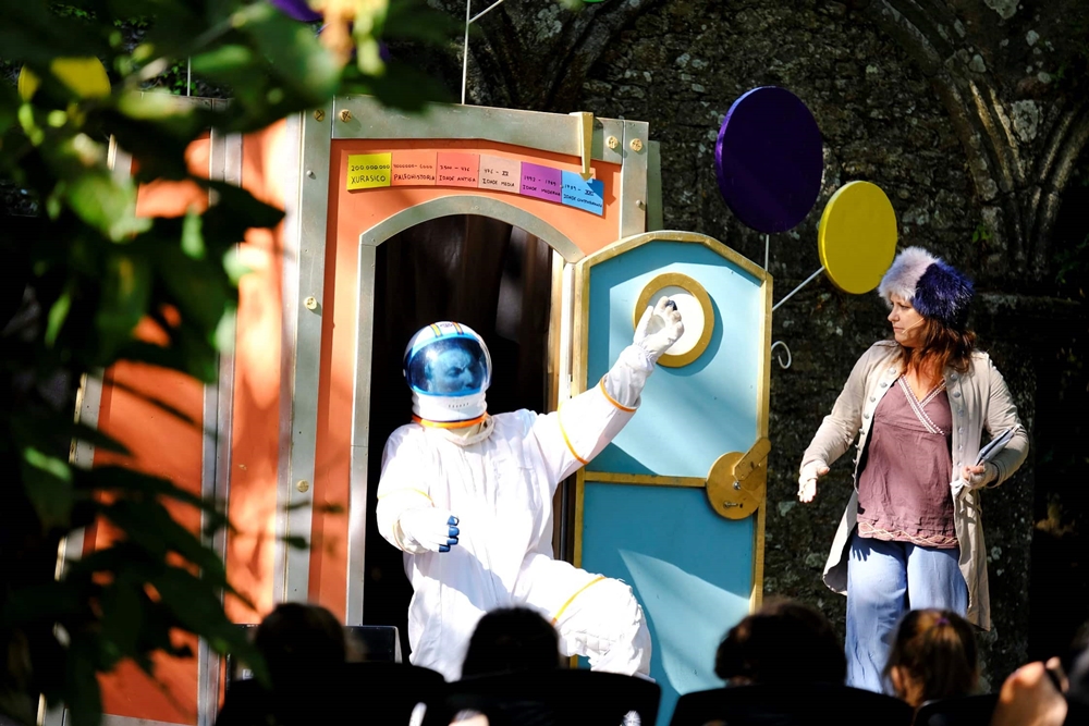 ‘A máquina do tempo’, teatro de Teatro Ghazafelhos en Sanxenxo