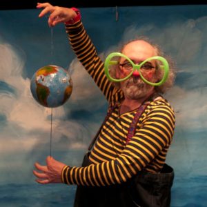 Xan Perillán y la maleta mágica: teatro familiar en Vilagarcía de Arousa
