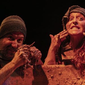 «Bio construción», teatro de Ibuprofeno Teatro en Caldas de Reis