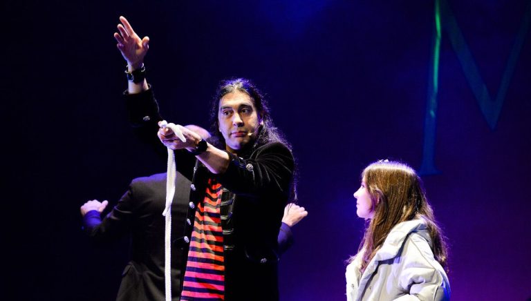 GaleRock’N’Magic: espectáculo de magia y música en Soutomaior