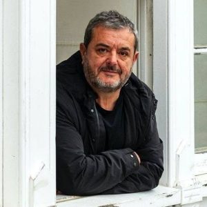 Presentación de "Só os mortos saben a verdade" de Óscar Guzmán en Libraría Paz, Pontevedra