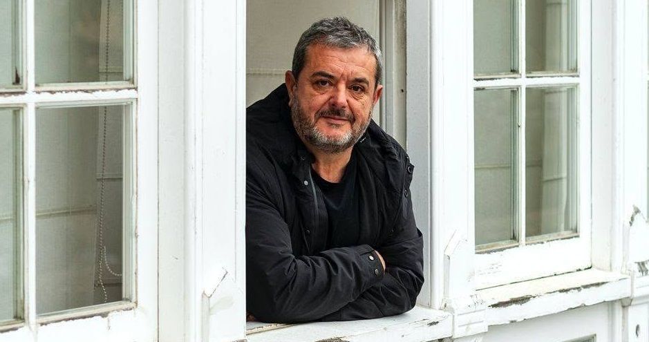 Presentación de "Só os mortos saben a verdade" de Óscar Guzmán en Libraría Paz, Pontevedra